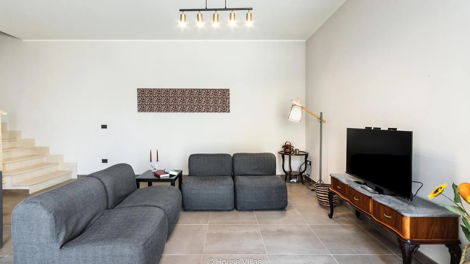 Apartment House&Villas - Casa Roca Avola