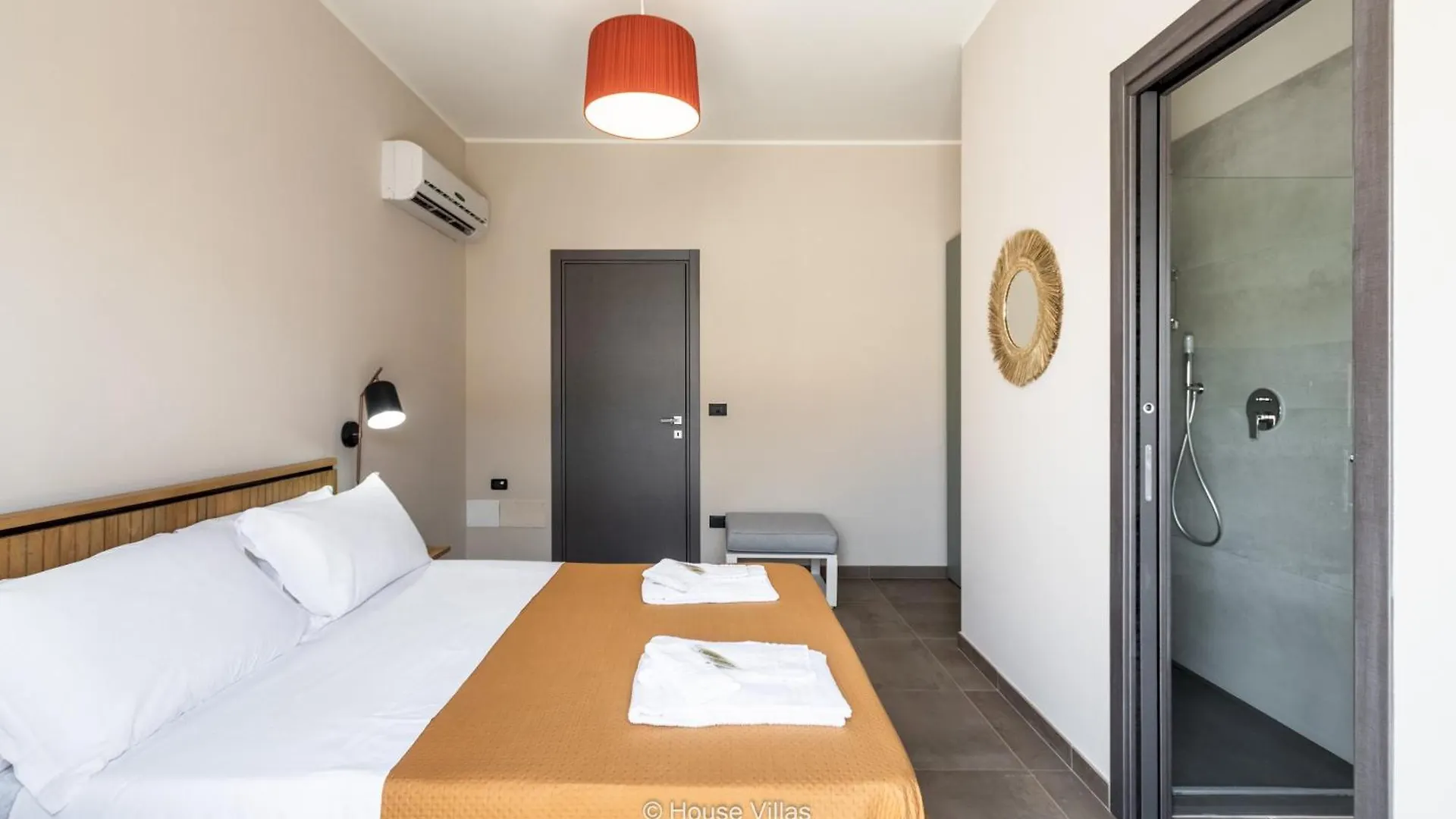 Apartment House&Villas - Casa Roca Avola Italy