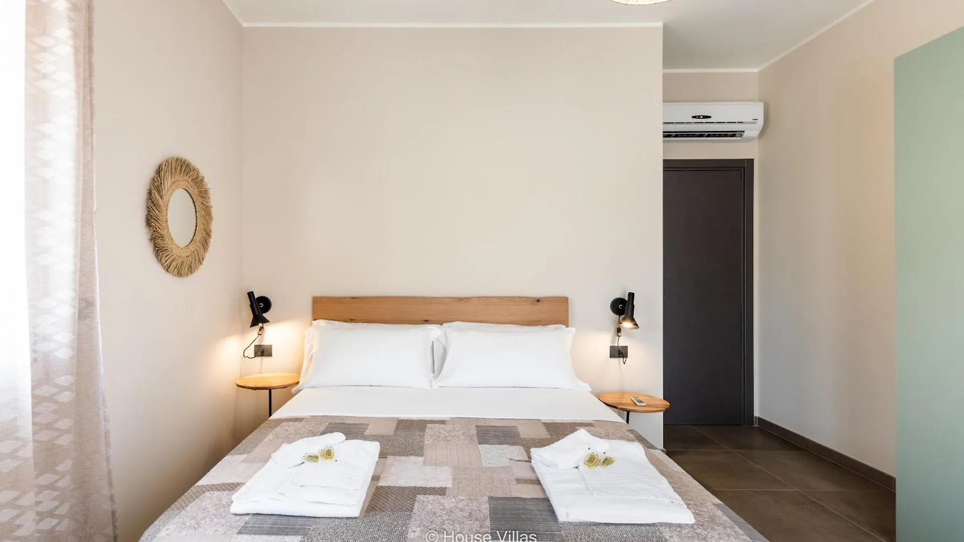 Apartment House&Villas - Casa Roca Avola