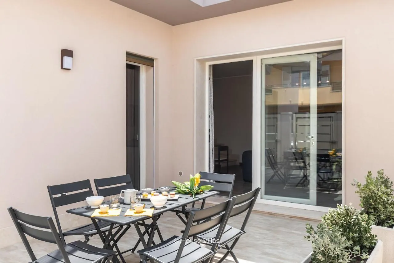 Apartment House&Villas - Casa Roca Avola Italy