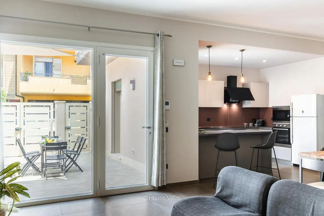 House&Villas - Casa Roca Avola 0*,  Italy